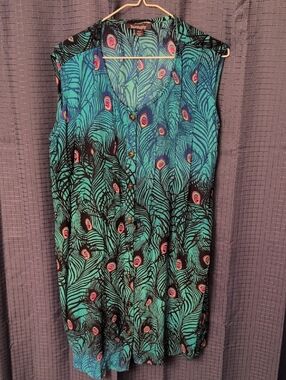 Roaman's Teal Peacock-Print Sleeveless Tunic with Pink Accents
